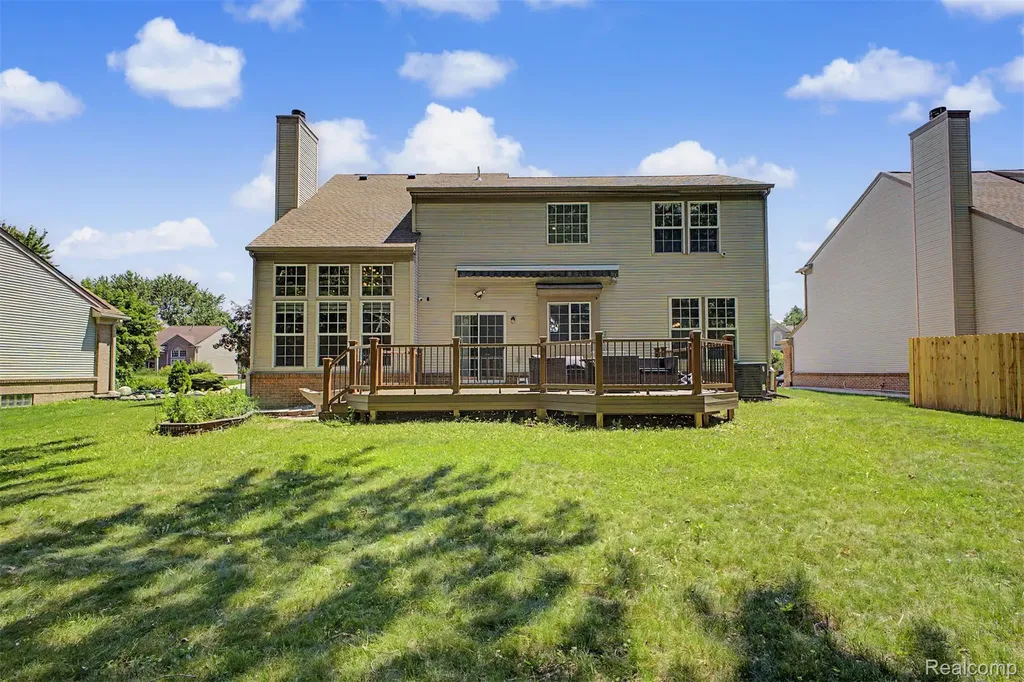 8179 Creekside Drive Westland City MI 48185