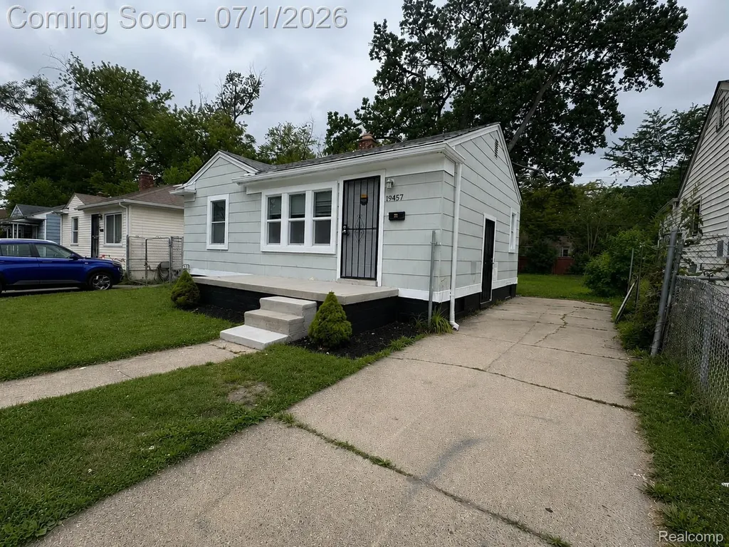 19457 Gilchrist Street Detroit City MI 48235