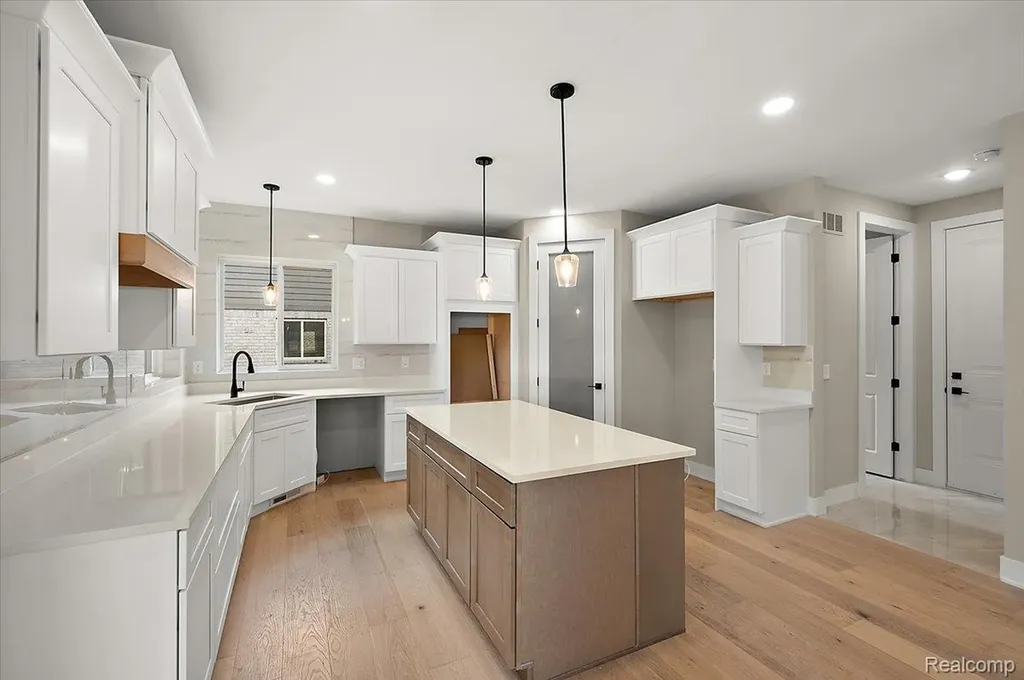 24318 Tullymore Drive Macomb Township MI 48042
