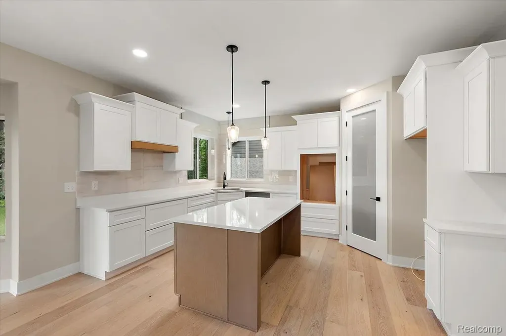 24318 Tullymore Drive Macomb Township MI 48042