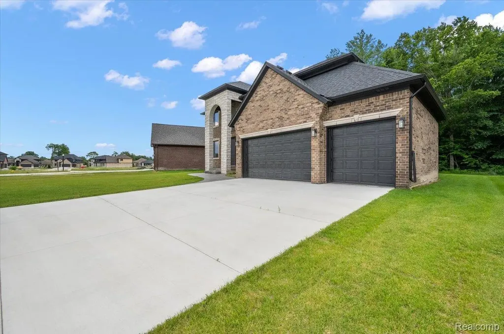 24318 Tullymore Drive Macomb Township MI 48042