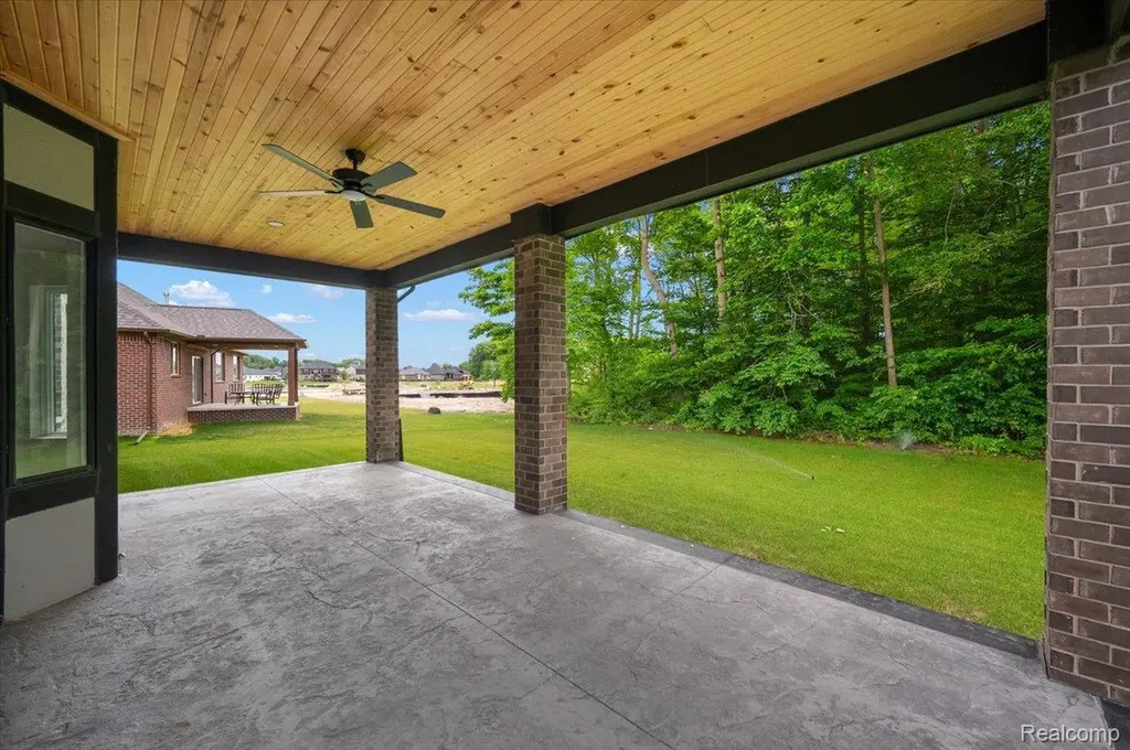 24318 Tullymore Drive Macomb Township MI 48042