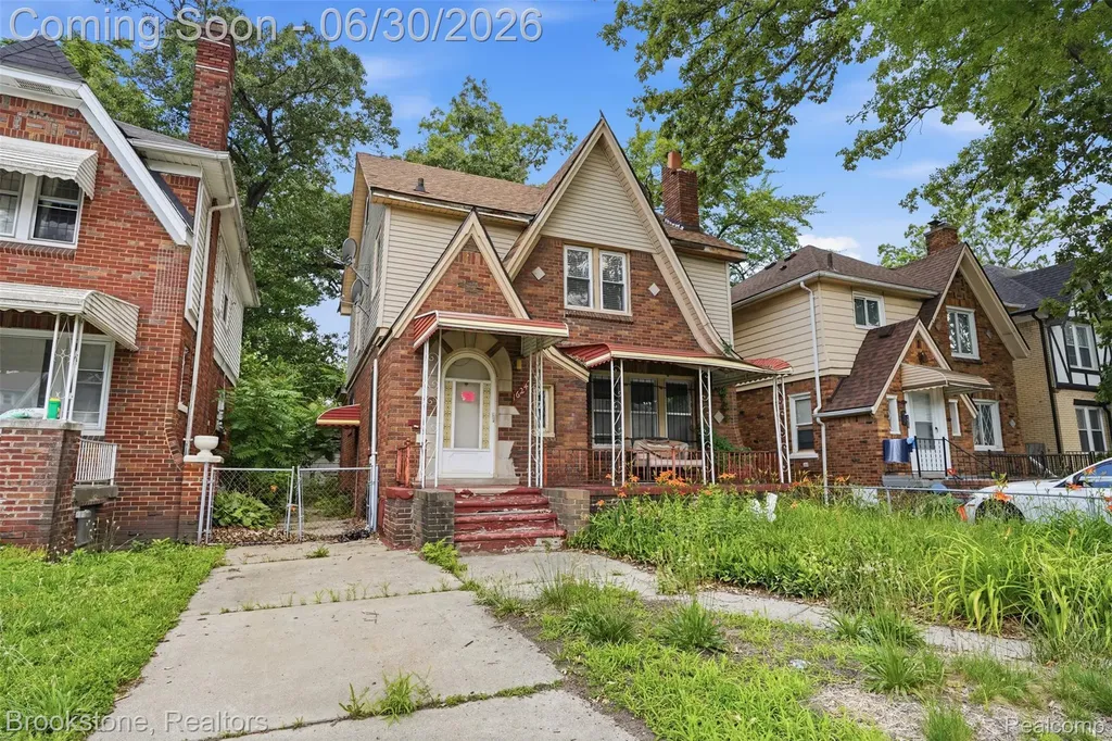16247 Roselawn Street Detroit City MI 48221