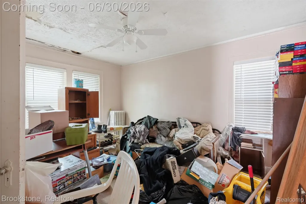 16247 Roselawn Street Detroit City MI 48221