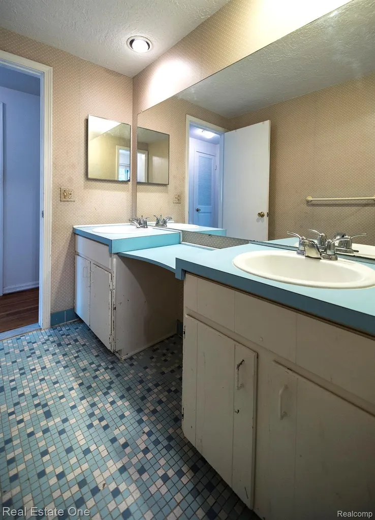 4259 Pinecroft Court West Bloomfield Charter Township MI 48322
