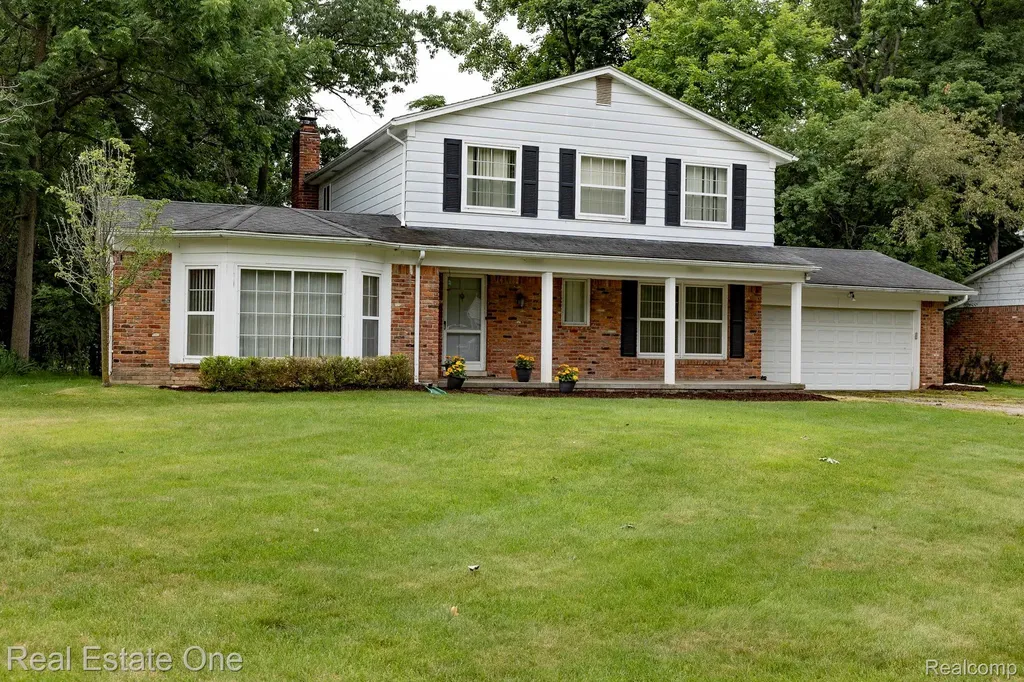 4259 Pinecroft Court West Bloomfield Charter Township MI 48322