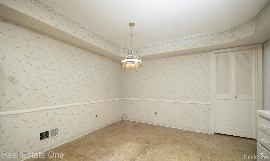 4259 Pinecroft Court West Bloomfield Charter Township MI 48322