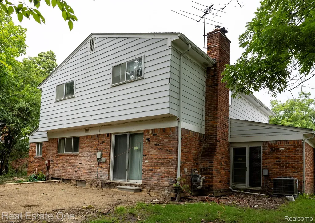 4259 Pinecroft Court West Bloomfield Charter Township MI 48322