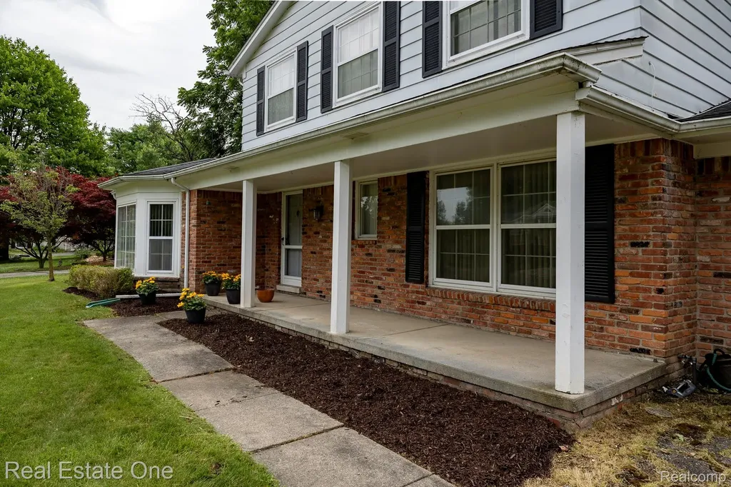 4259 Pinecroft Court West Bloomfield Charter Township MI 48322