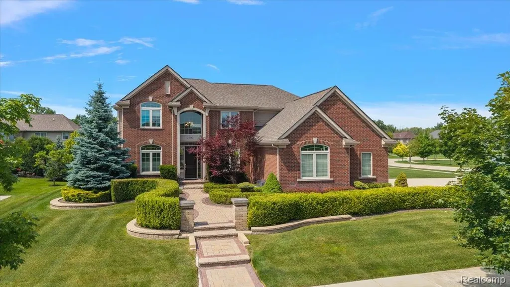 23001 Bentley Drive Lyon Charter Township MI 48167