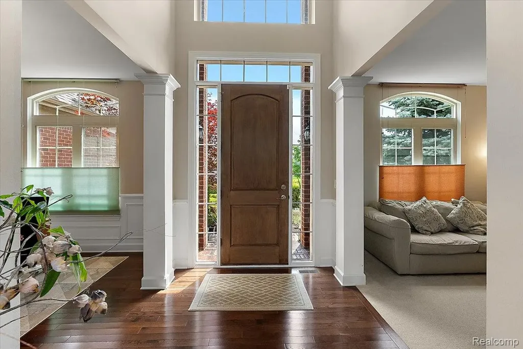 23001 Bentley Drive Lyon Charter Township MI 48167