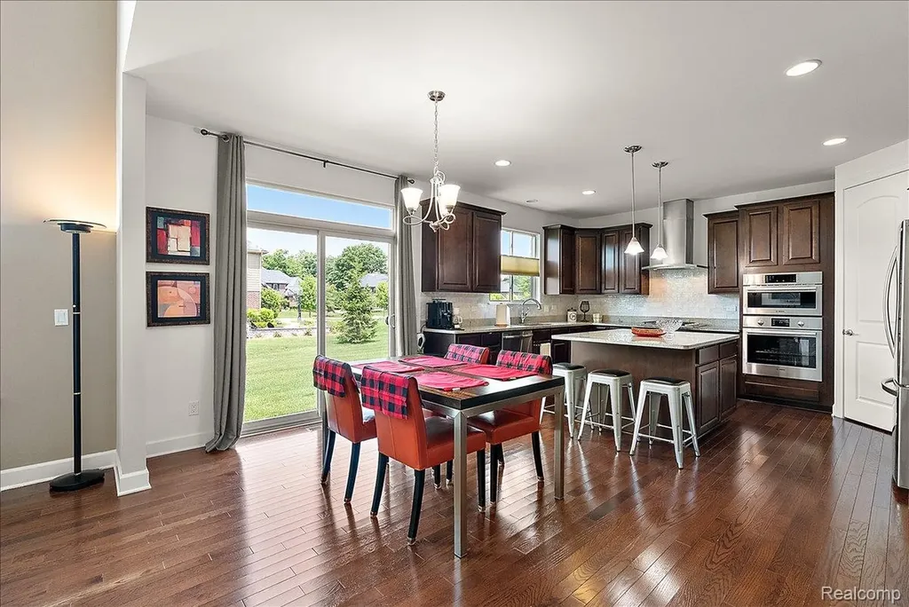 23001 Bentley Drive Lyon Charter Township MI 48167