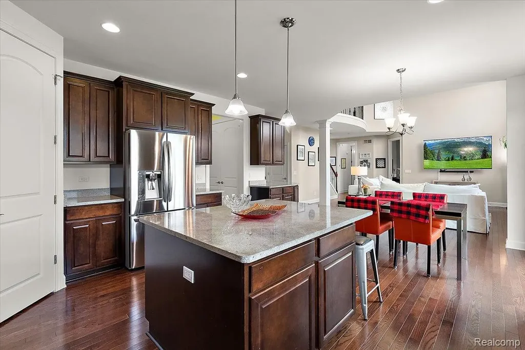 23001 Bentley Drive Lyon Charter Township MI 48167
