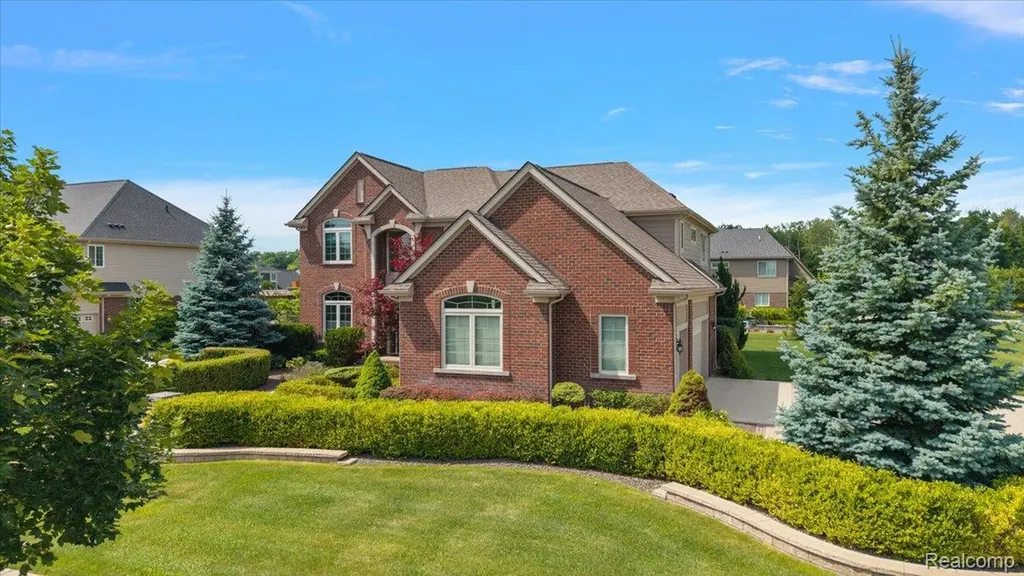 23001 Bentley Drive Lyon Charter Township MI 48167