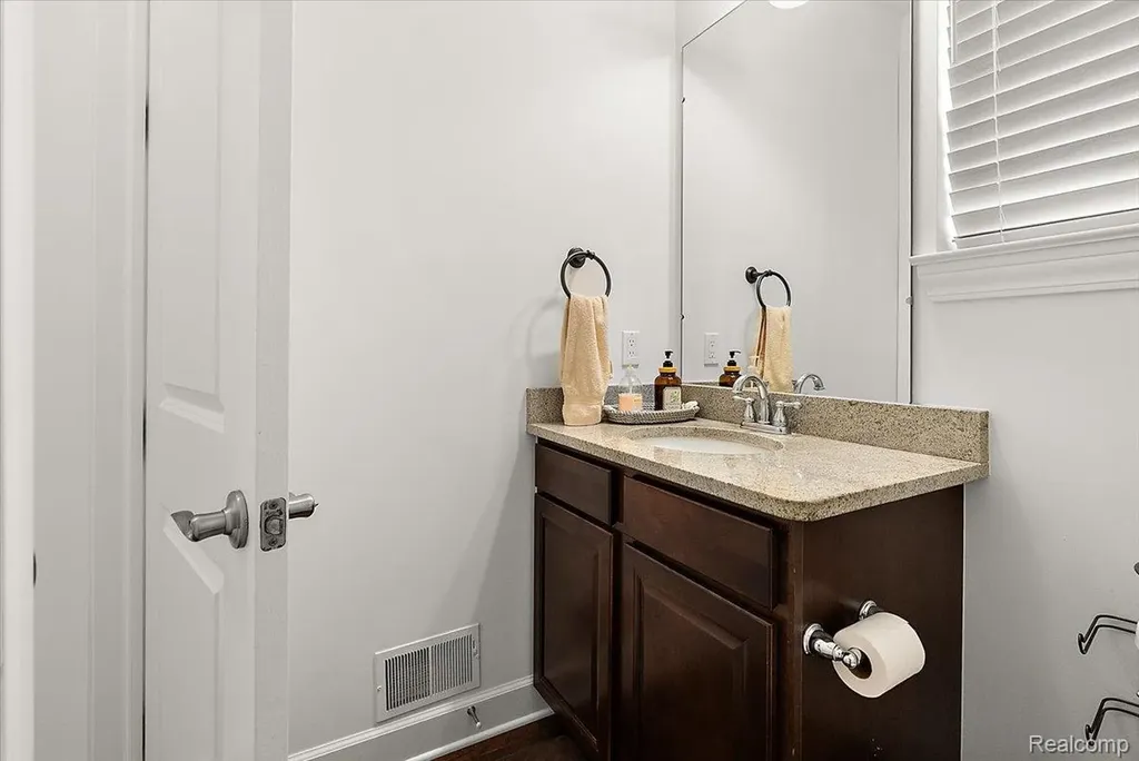 23001 Bentley Drive Lyon Charter Township MI 48167