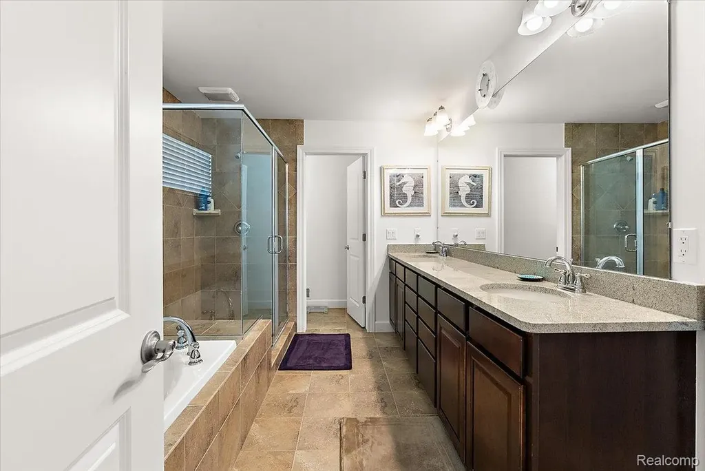 23001 Bentley Drive Lyon Charter Township MI 48167