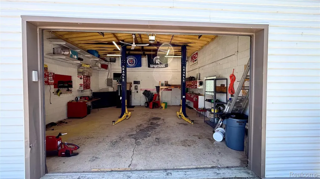 20385 Empire Street Taylor City MI 48180