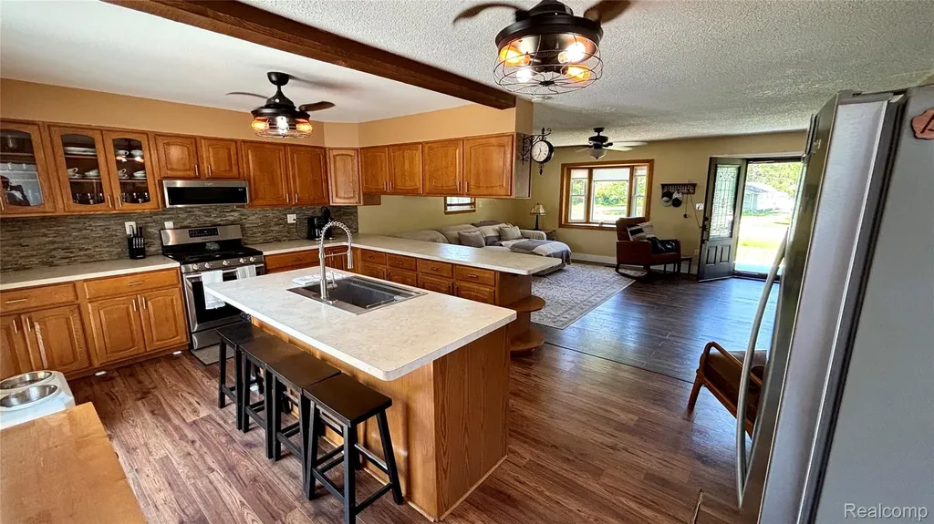 20385 Empire Street Taylor City MI 48180