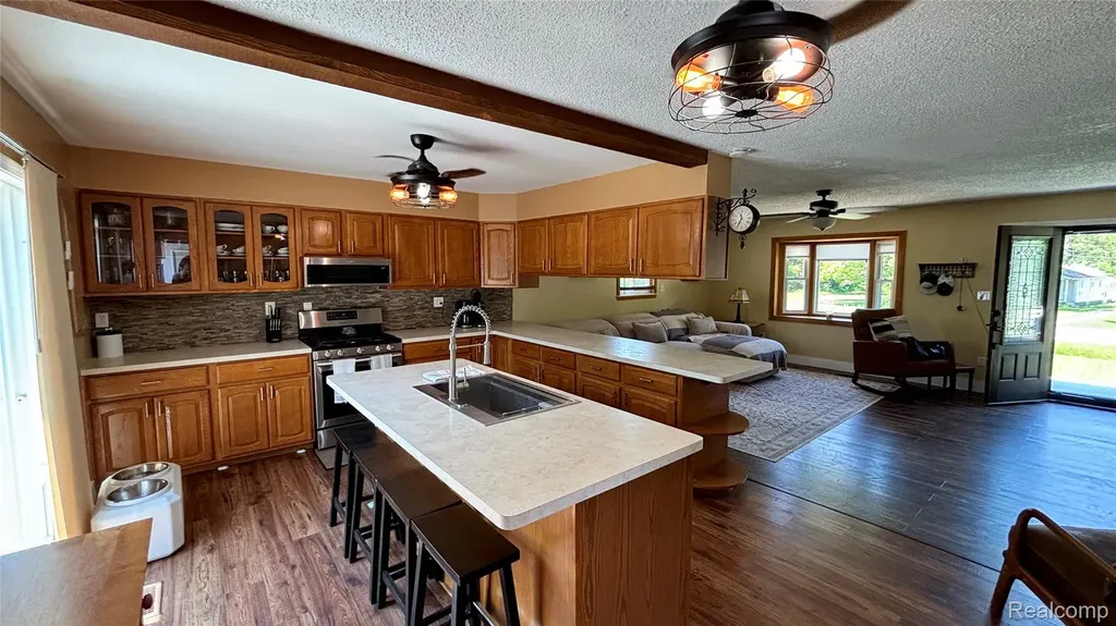 20385 Empire Street Taylor City MI 48180