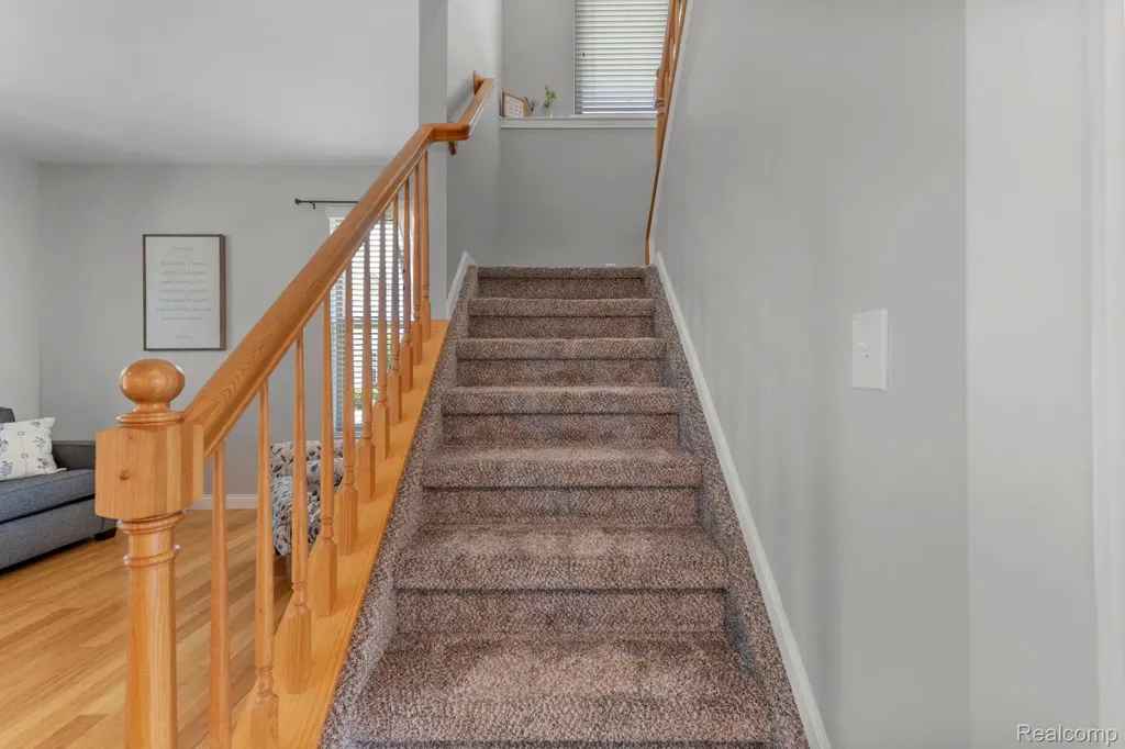 981 Coventry Court Oxford Charter Township MI 48371