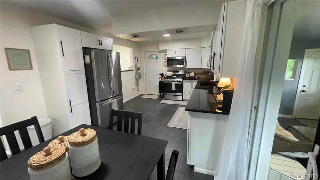 2966 Burlington Drive Buena Vista Charter Township MI 48601