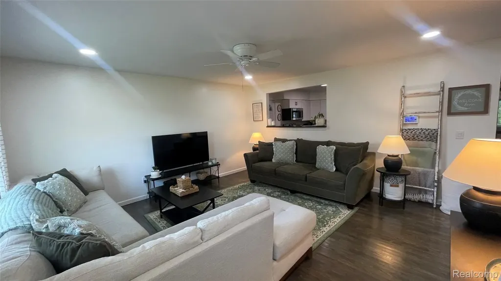 2966 Burlington Drive Buena Vista Charter Township MI 48601