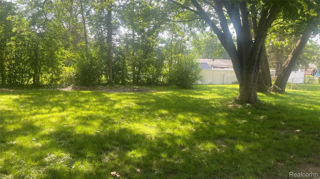 2966 Burlington Drive Buena Vista Charter Township MI 48601