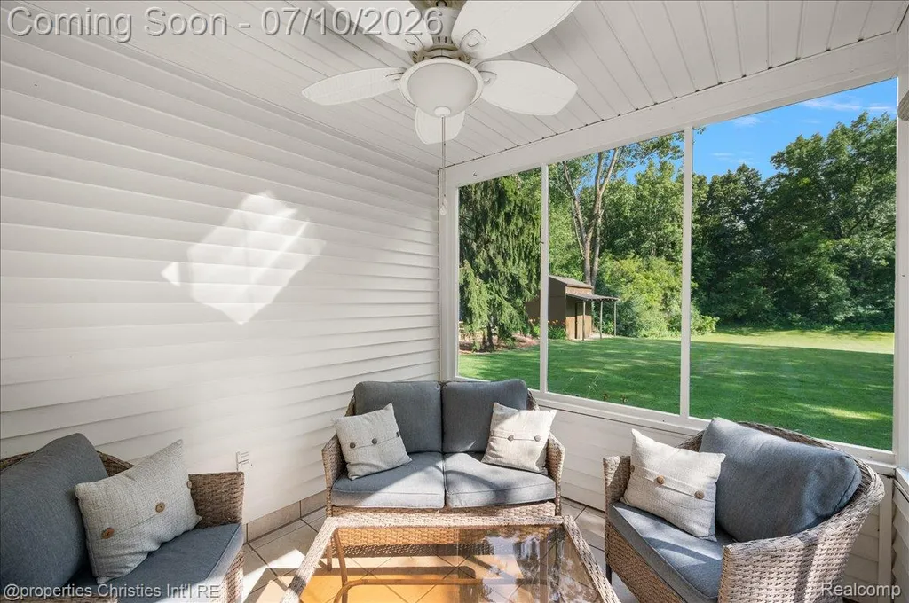 60629 Town Square Street Lyon Charter Township MI 48165