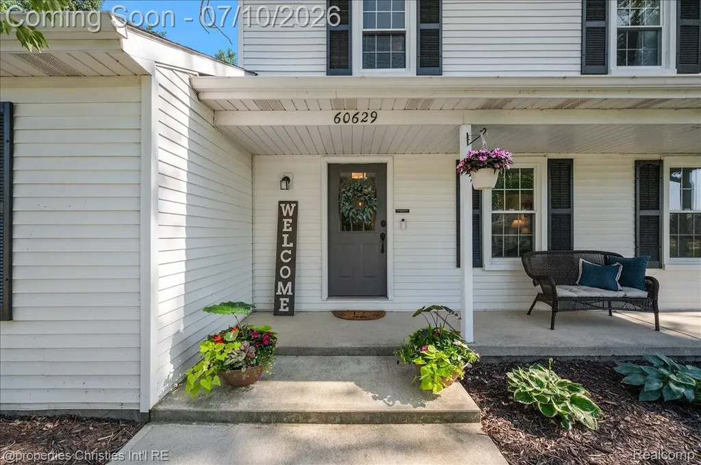 60629 Town Square Street Lyon Charter Township MI 48165