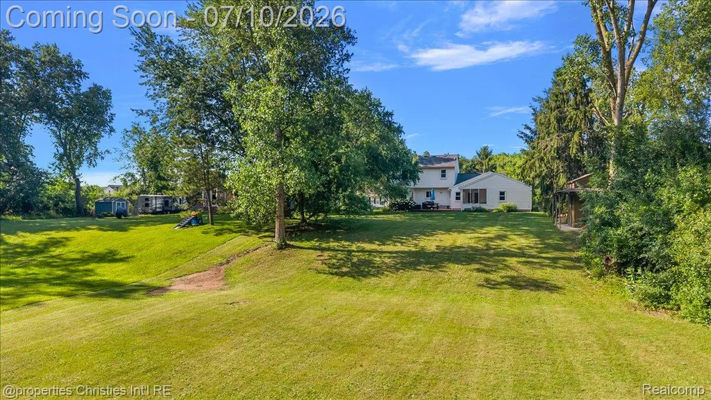 60629 Town Square Street Lyon Charter Township MI 48165