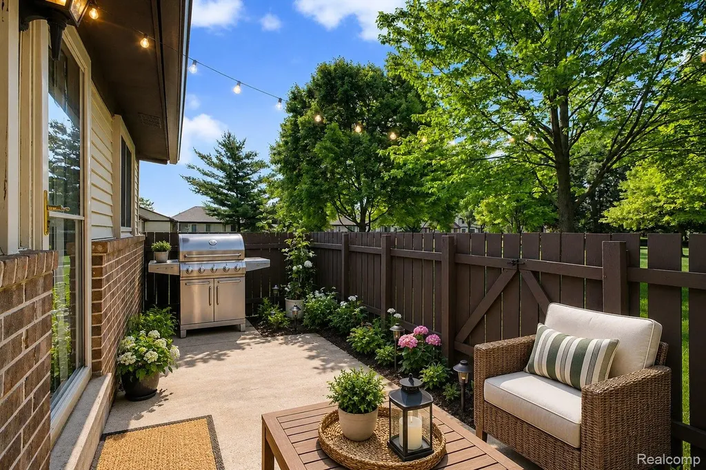 3627 Heritage Parkway Dearborn City MI 48124