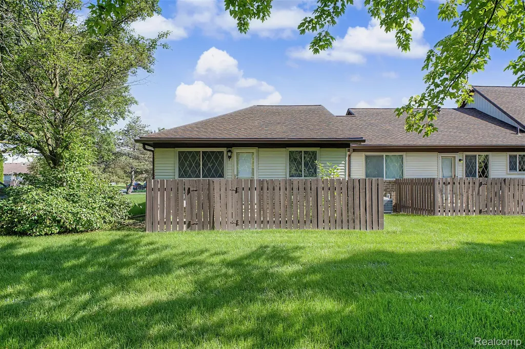 3627 Heritage Parkway Dearborn City MI 48124