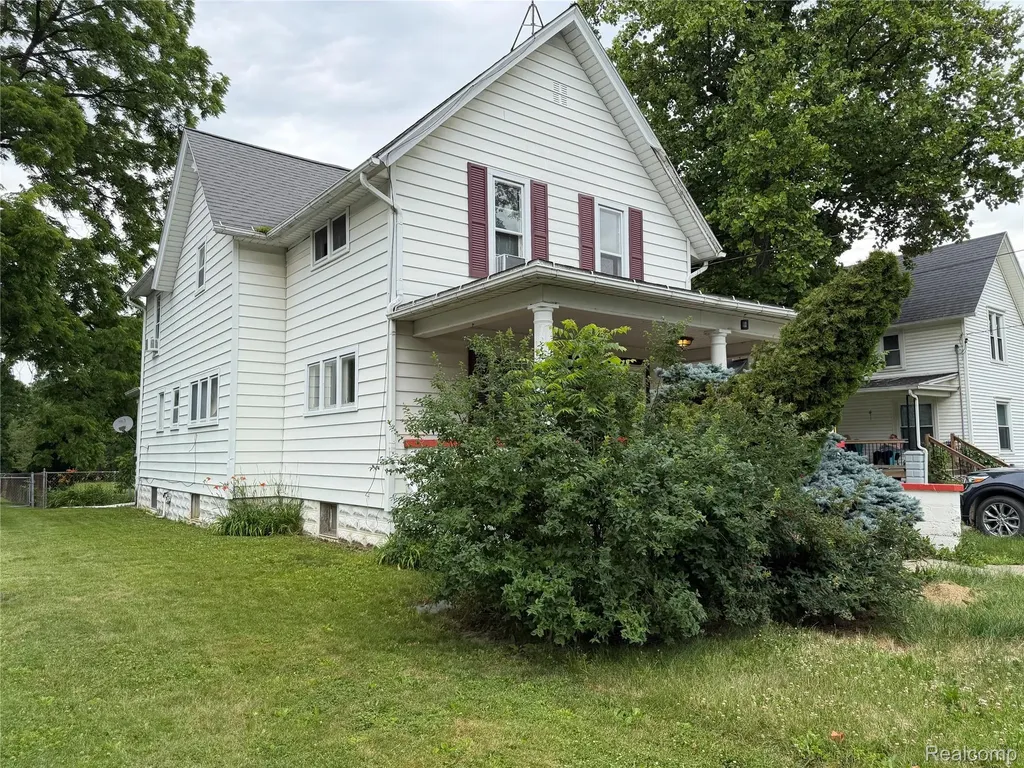 718 River Street Owosso City MI 48867