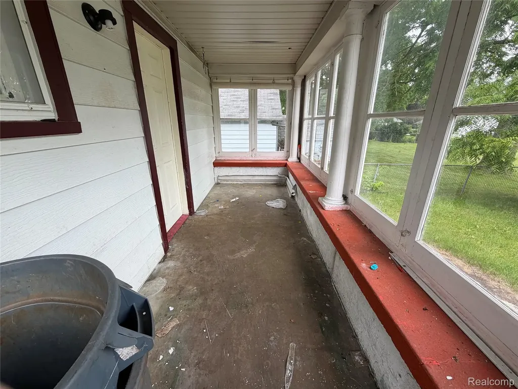 718 River Street Owosso City MI 48867