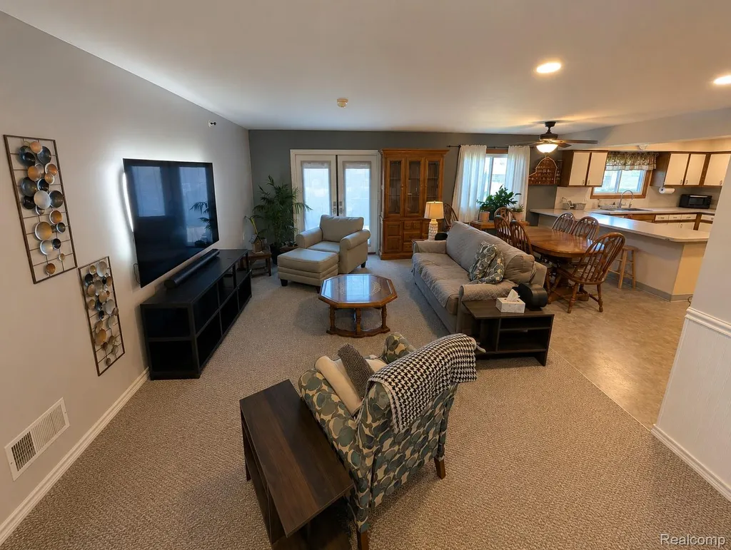 6237 Virginia Street Cass City Village MI 48726
