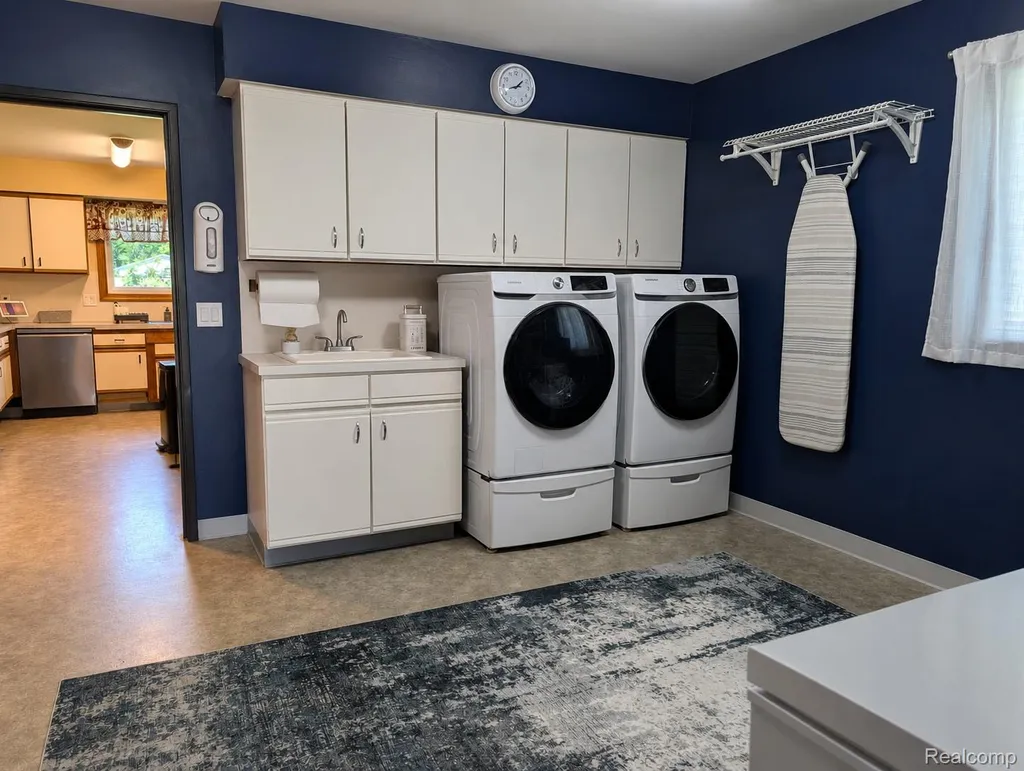 6237 Virginia Street Cass City Village MI 48726