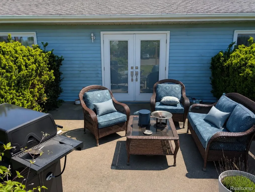 6237 Virginia Street Cass City Village MI 48726