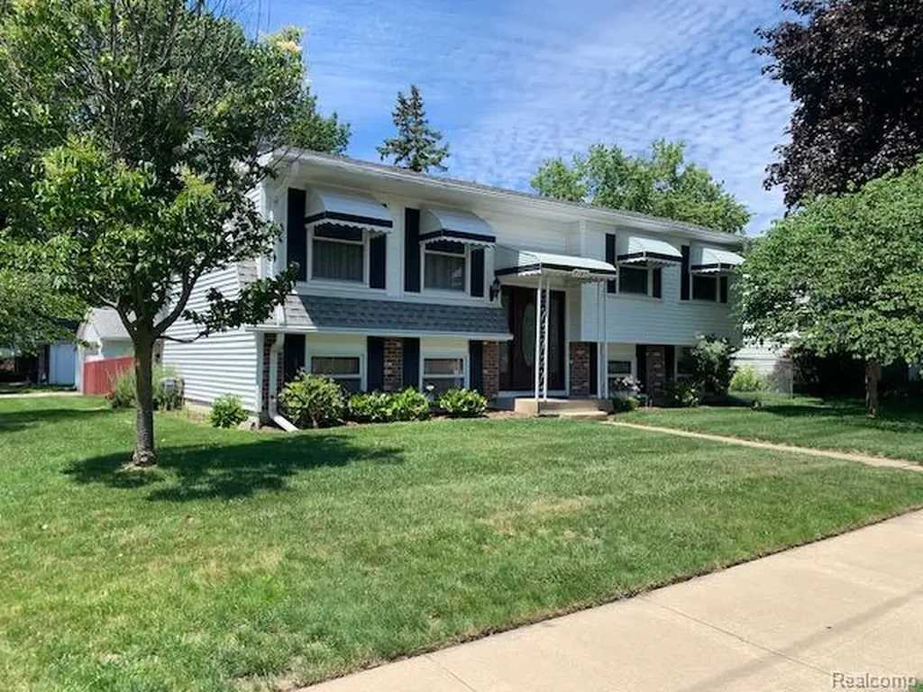9187 Sheldon Plymouth Charter Township MI 48170
