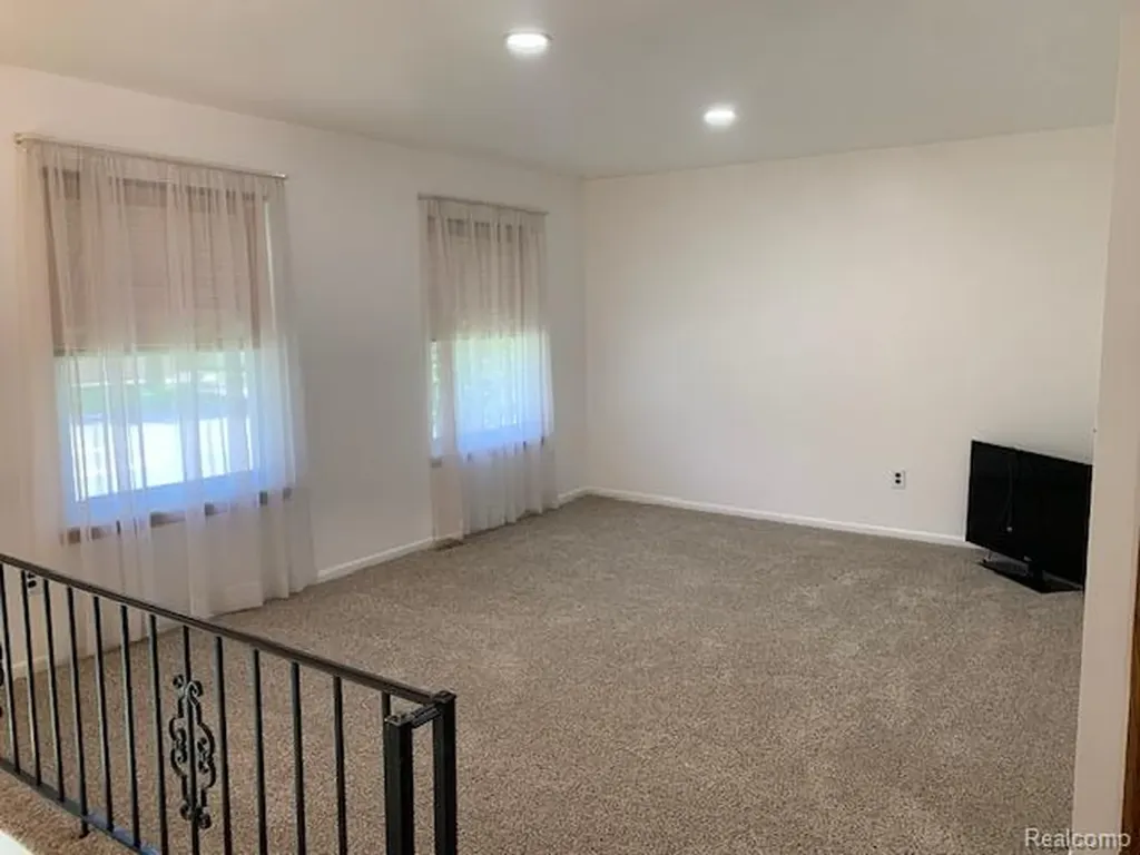 9187 Sheldon Plymouth Charter Township MI 48170