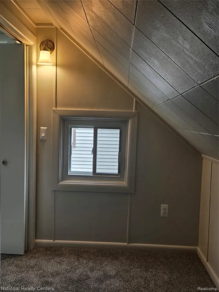 25279 Cole Street Roseville City MI 48066