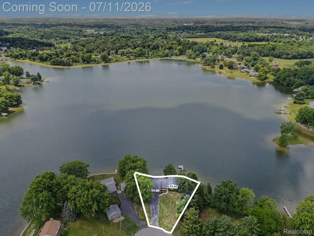 3257 Sandy Shore Drive Metamora Township MI 48455