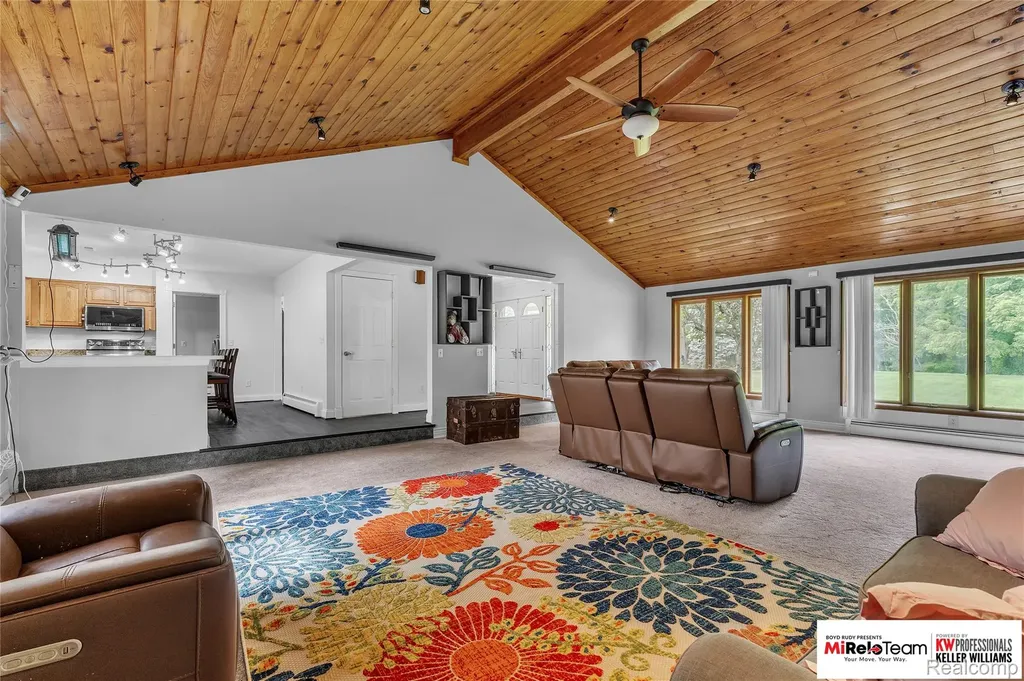 9844 Pine Knob Road Independence Charter Township MI 48348
