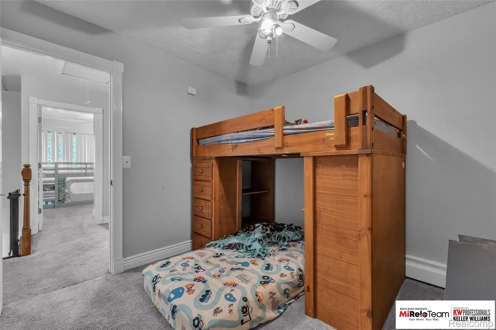 9844 Pine Knob Road Independence Charter Township MI 48348