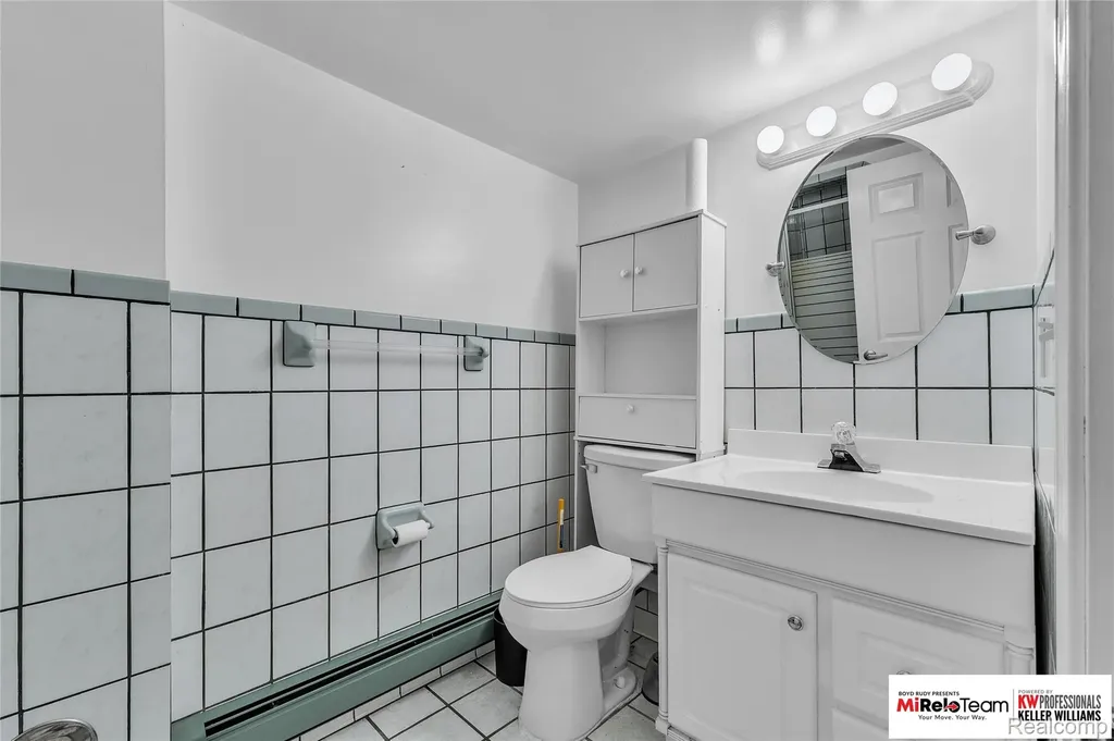 9844 Pine Knob Road Independence Charter Township MI 48348