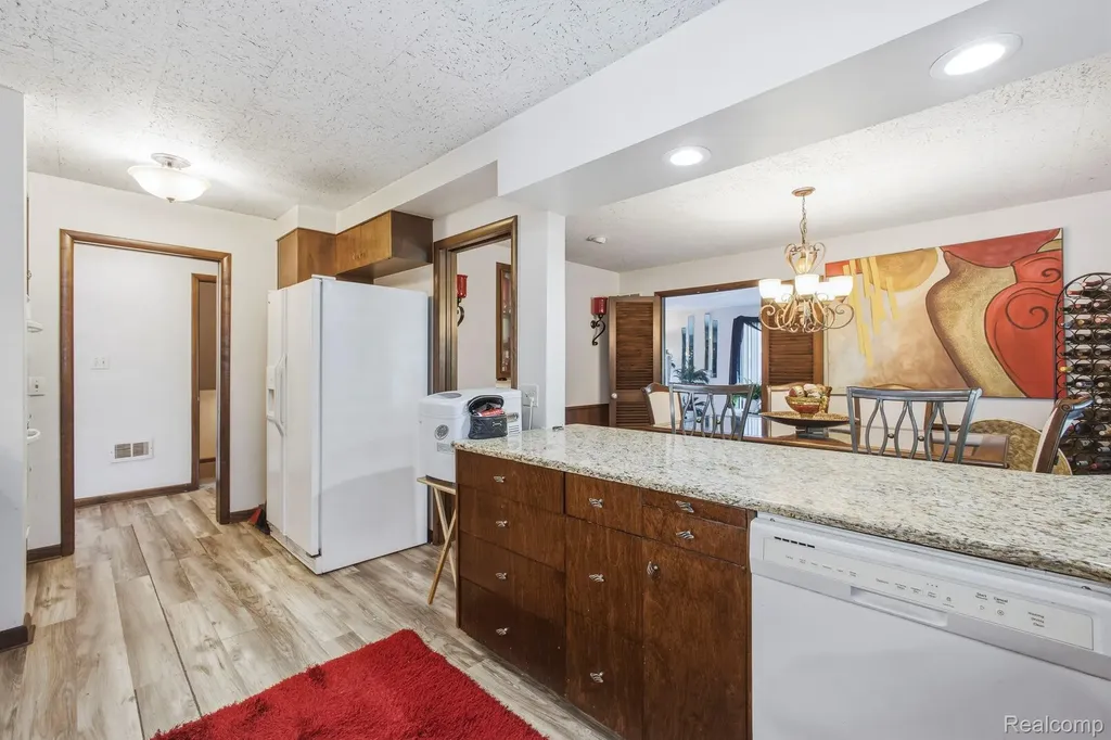 46 W Breitmeyer Place Mt. Clemens City MI 48043