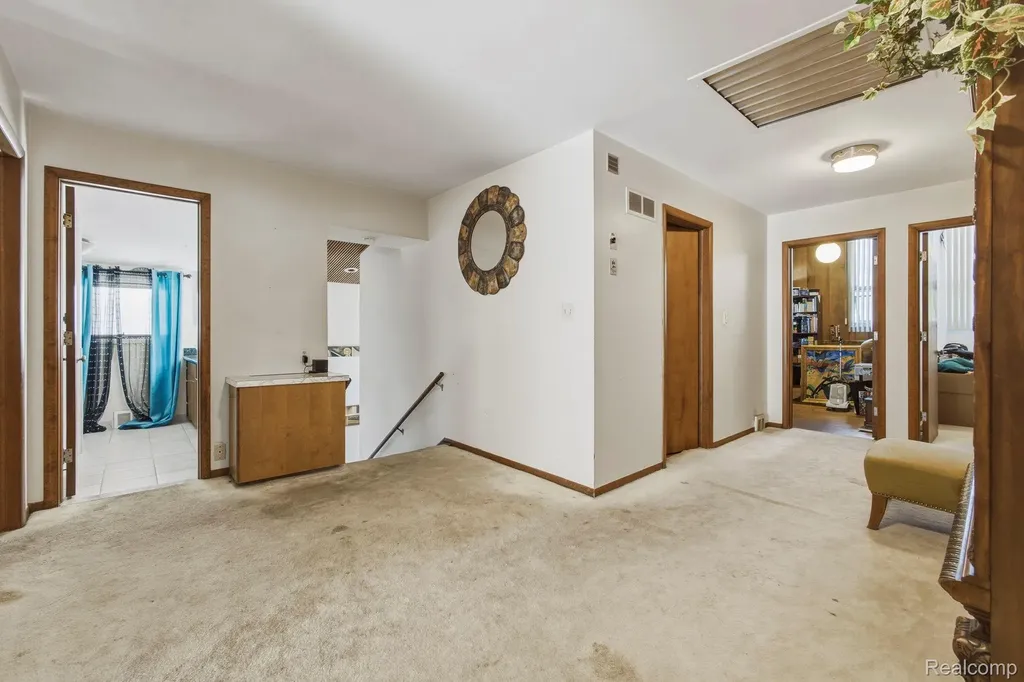 46 W Breitmeyer Place Mt. Clemens City MI 48043