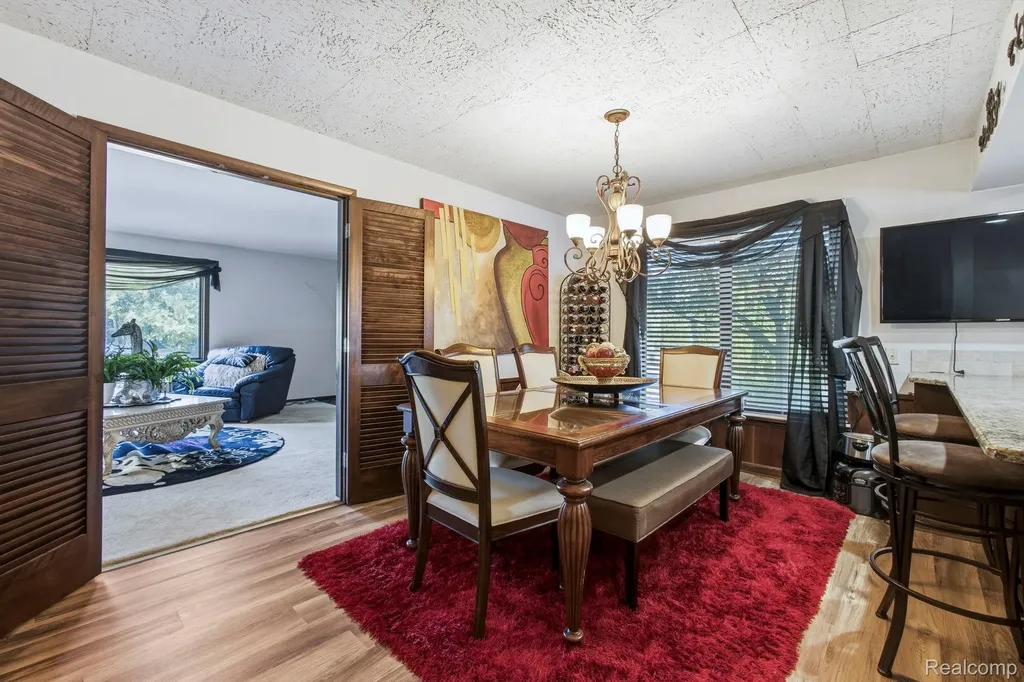 46 W Breitmeyer Place Mt. Clemens City MI 48043