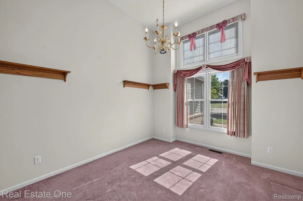 5128 Queensway Marion Township MI 48843