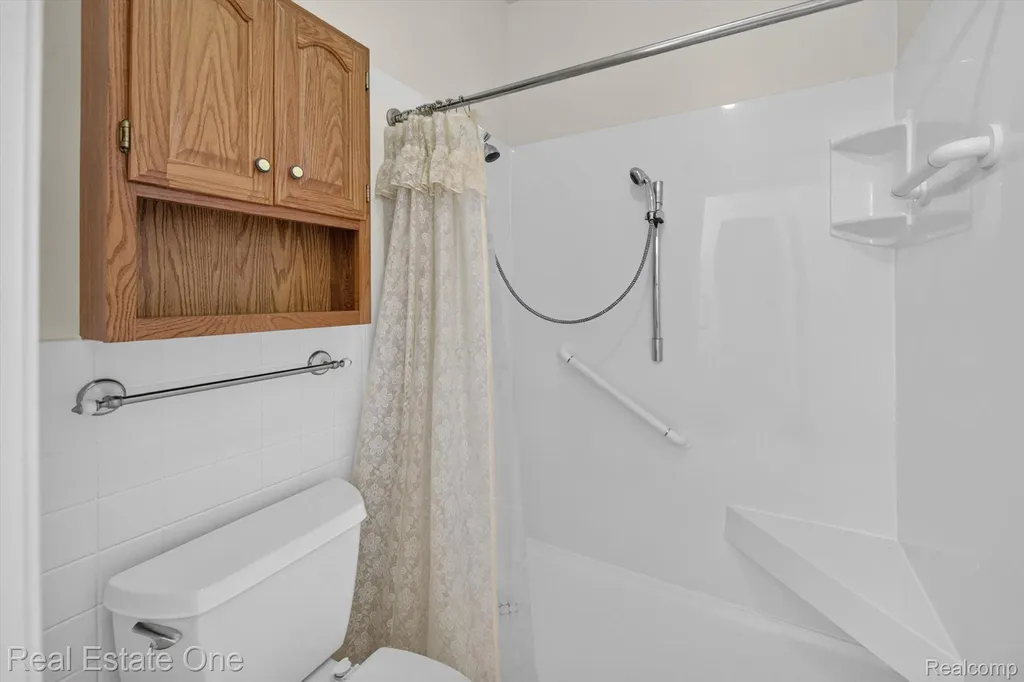 5128 Queensway Marion Township MI 48843