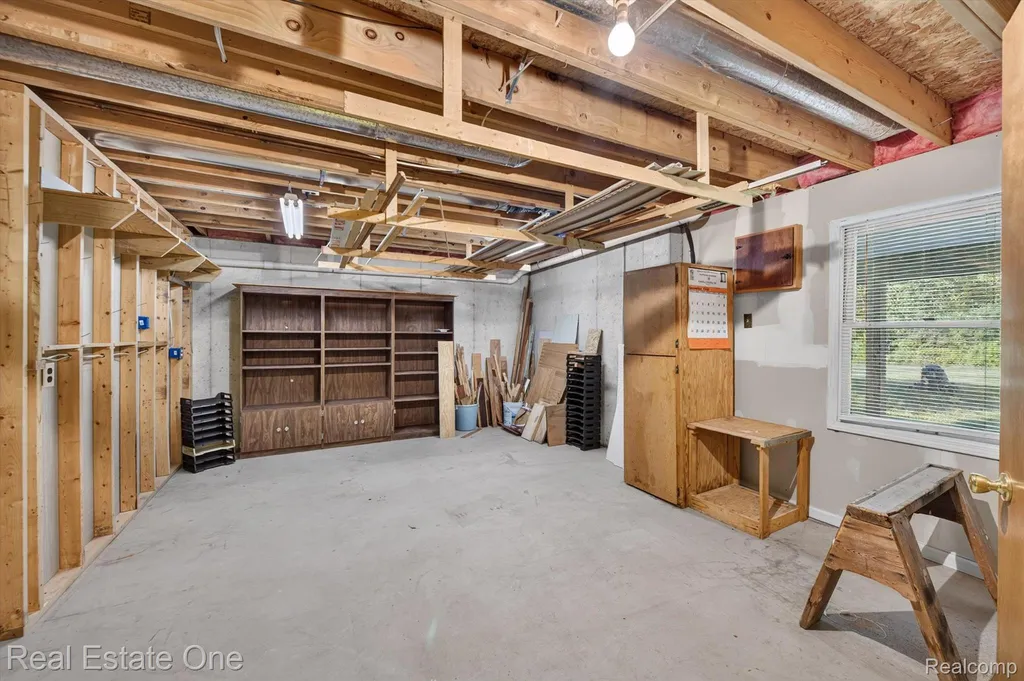 5128 Queensway Marion Township MI 48843